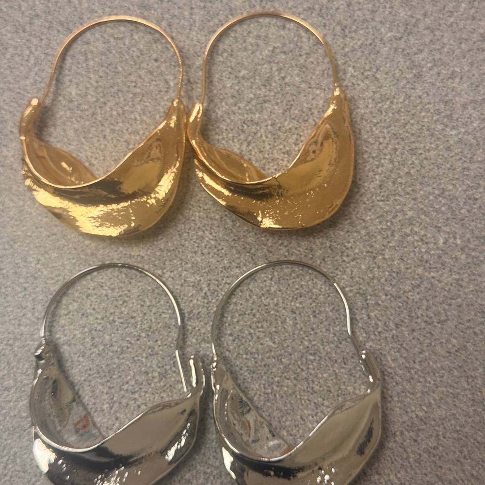 Fashion Jewelry Gold and Silver Hoop Earrings